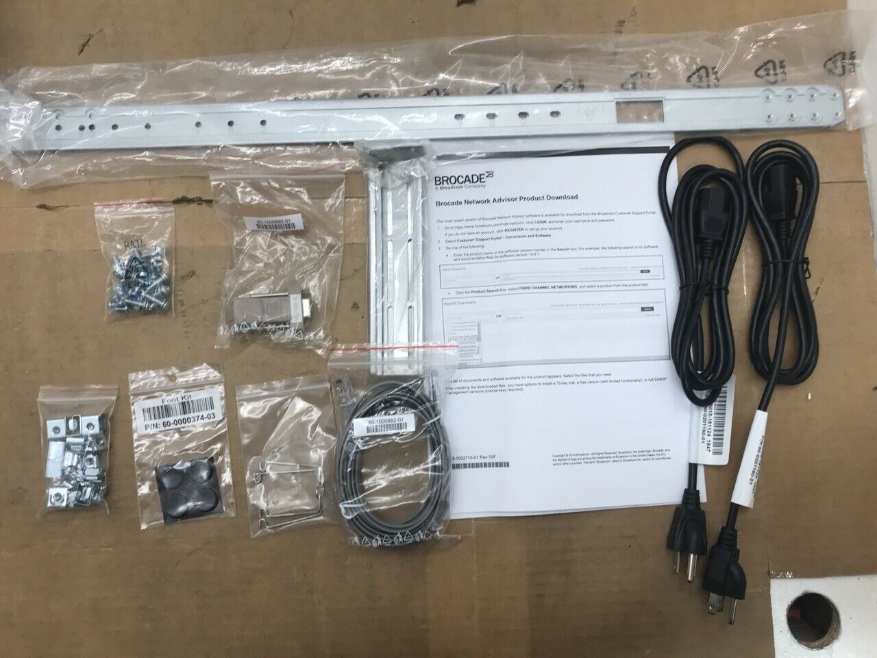 Парча 6510 BR-6510-24-8G-R ** 48 активный и короба лицензии ** тестирование BR6510 переключатель лицензии