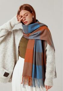 Châle long en cachemire à pompons, motif écossais, pour femme, idéal pour l'automne et l'hiver - Product Image 5