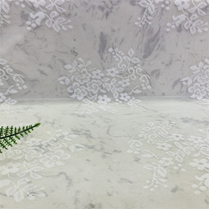 قماش دانتيل أفريقي خفيف الوزن من البوليستر جيد التهوية وسريع الجفاف - Product Image 1