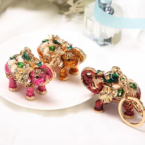 Rhinestone Elephant Keychain Lucky Elephant Charms 3D Crystal Animal Key Ring for Daughter Family Friend Red