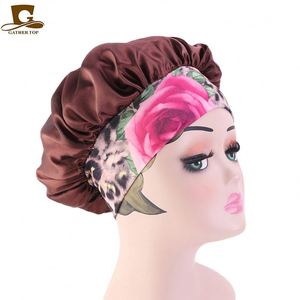 Vente en Gros de Bonnets en Satin à Imprimé Floral à Bande Large Bonnet de Cheveux de Designer Solide - Product Image 2