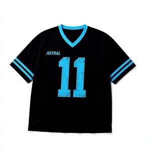 Maillot de sport noir à col en V Zyvion pour homme, manches courtes, coupe classique, numéro 11 imprimé, bordure contrastée, t-shirt en polyester tricoté - Product Image 1