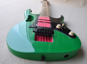 Flyoung Verde Chitarra Elettrica <span class=keywords><strong>Floyd</strong></span> Rose Ponte di Acero Tastiera In Su ordine