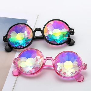 Lunettes de rave kaléidoscope 2026 – Lunettes fantaisie à prisme de diffraction pour Halloween, Noël, fêtes – en plastique cool pour la décoration de fête - Product Image 1