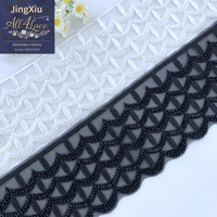 Ruban de dentelle en maille brodée de perles géométriques noires et blanches, soluble dans l'eau, de luxe, pour la décoration de robes et de vêtements