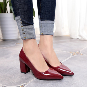 Nouvelles chaussures de travail basses pour femmes en cuir lisse, talon épais, couleur unie, bouche peu profonde, en PU, à enfiler, talons hauts 8 cm, bout pointu - Product Image 1