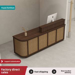 Comptoir de réception en bois courbé rétro personnalisé pour magasin de vêtements, salon de beauté, magasin commercial et boutique - Product Image 2