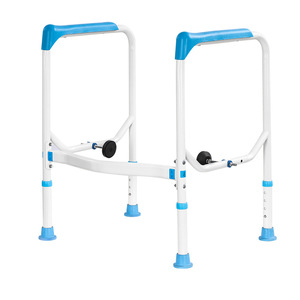 Silla de baño para Discapacitados de altura ajustable Transferencia de baño deslizante plegable de aluminio para ancianos - Product Image 1