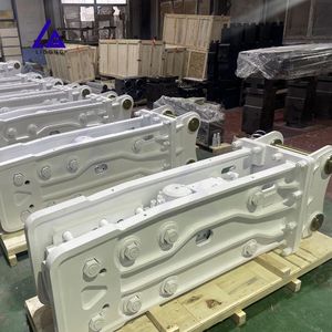 Marteau hydraulique pour roche avec système de graissage automatique : réduit l'entretien, prolonge la durée de vie - Product Image 3