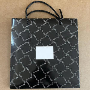 Bolsas de Papel Impresas Personalizadas Directas de Fábrica, Bolsas de Regalo de Lujo con Asas para Ropa, Joyería y Empaque - Product Image 3