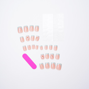 24 Stück Französische Quadratische Kurze Aufklebenägel 3D Gel-Blumen Goldperlen-Verzierung Blaue Französische Tragbare Nagelkunst Abnehmbar - Product Image 3