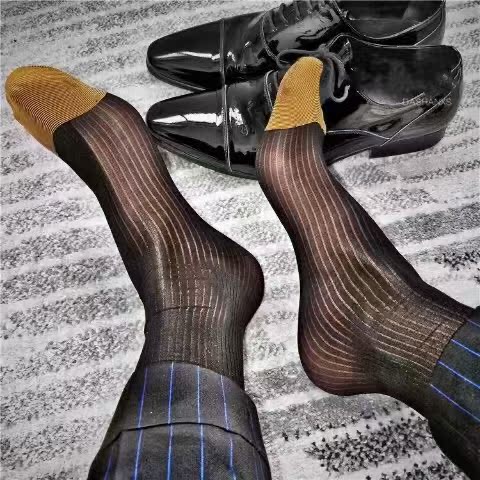 Gold Toe Black Socks - Breathable & Anti-Bacterial Men's Crew Socks Gold Toe Black Socks - Breathable & Anti-Bacterial Men's Crew Socks