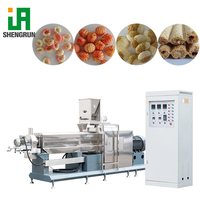 Automatische machine voor het maken van maïschips en andere snacks