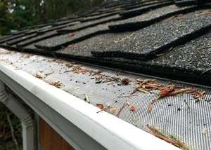 Protector <span class=keywords><strong>de</strong></span> Canaletas <span class=keywords><strong>de</strong></span> Lluvia Flexible <span class=keywords><strong>de</strong></span> Aluminio Expandido, Malla para Hojas <span class=keywords><strong>de</strong></span> Acero Inoxidable, Color Negro - Product Image 6