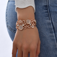 1 elegante pulsera de oro para mujer de gama alta de lujo diseño atmosférico ligero ahuecado estilo