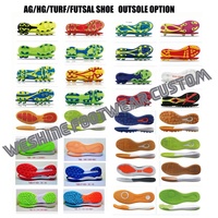 Chaussures de football pour hommes de haute qualité avec coupe mi-haute TPU Marque personnalisée Dernier design pour les sports d'hiver et d'été Matériel de la semelle intérieure Maille PU