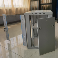 Armoire serveur murale en acier laminé à froid de 19 pouces 12U, économiseur d'espace, rack réseau