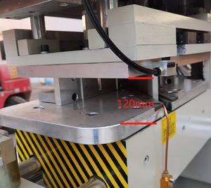 Fournisseur de machines à souder - Soudeuse <span class=keywords><strong>PVC</strong></span> sans soudure à double tête - Multi-angle 45° ° /90 °   Soudure |   Profil de cadre de fenêtre - Product Image 3