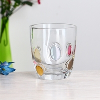 Cercle rouge innovant blanc noir cercle jaune icône gobelet en verre à pied verre à Martini tasse à vin Art