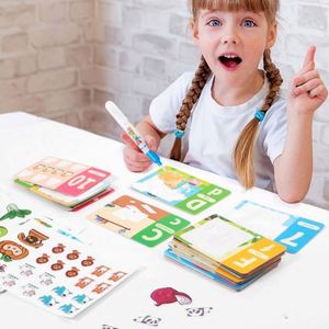 Cartes Flash Magiques à l'Eau pour Enfants : Apprentissage des Chiffres, des Alphabets et des Mots (26 Lettres ABC) - Product Image 2