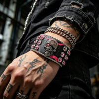 Bracelet en cuir PU avec fermoir tête de mort orné de strass, style gothique occidental, un accessoire élégant, polyvalent et distinctif.