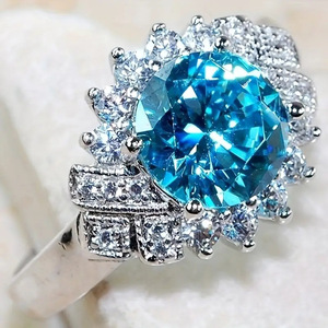 Anello dal Design Accattivante, Stile Audace per Donne - Product Image 4