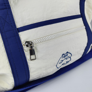 Borse da Shopping Unisex Personalizzabili con Logo, in Poliestere Traspirante con Cerniera, Borse Sportive da Palestra e da Viaggio - Product Image 5