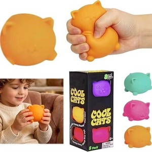 Cubo Antiestrés TPR Suave y Sensorial para Niños y Adultos, Ideal para Aliviar el Estrés en el Escritorio y como Regalo Divertido - Product Image 6