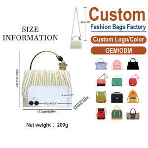 Elegante bolso de mano plisado para la noche con asa metálica de flor con diamantes de imitación para bodas y fiestas - Product Image 2