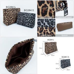 Sac à cosmétiques en similicuir PU de luxe à imprimé léopard, pochette à cosmétiques, vente en gros, personnalisation, faible MOQ, cadeau d'entreprise, sac à maquillage, estampage à chaud doré - Product Image 3