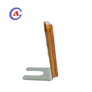 Réflecteur de garde-corps trapézoïdal rouge ou blanc - Product Image 5