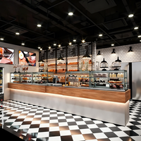 Vitrine de design d'intérieur pour magasin de détail dans le centre commercial-Vitrine en verre de boulangerie-Présentoir en bois