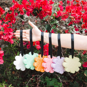 Sapone all'ingrosso in spugna Multi-bolla di fiori corda da bagno olio essenziale sapone con Logo All-in-one - Product Image 2