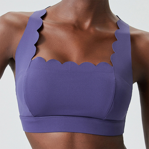 Soutien-gorge de sport festonné pour femmes élégant <span class=keywords><strong>dos</strong></span> croisé léger parfait pour les entraînements de gymnastique de yoga soutien-gorge de sport <span class=keywords><strong>dos</strong></span> croisé - Product Image 3