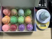 Bombe de bain surprise faite à la main de forme personnalisée en gros jouets bombe de bain promotionnelle