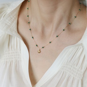 สร้อยคอจี้เปลือกหอยเคลือบทอง 18K ดีไซน์ทันสมัย ประดับลูกปัดแก้ว ตัวล็อคสแตนเลส สำหรับงานปาร์ตี้ของผู้หญิง (แบบสั่งทำ) - Product Image 3