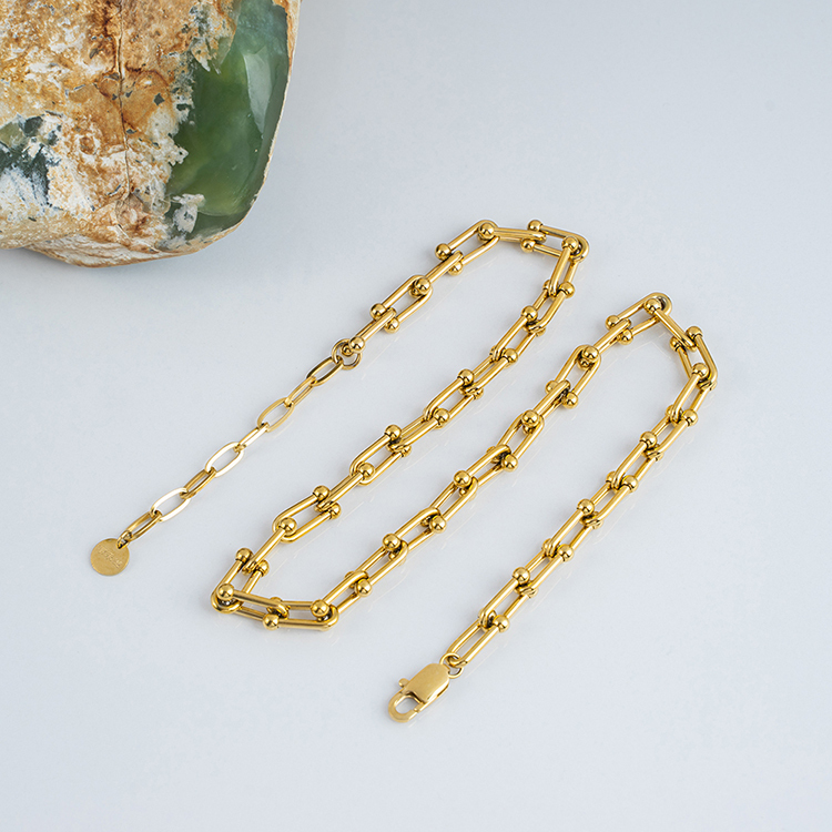 Collana A Catena Con Ciondolo A U E Zirconi - Placcato Oro Giallo - Stile Pave'