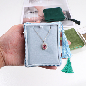 Caja de Embalaje de Joyería de Terciopelo de Lujo Personalizada con Logotipo para Pendientes, Colgantes y Collares - Product Image 5