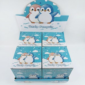 Juguete de pingüino simulado de 18 cm con cremallera, juguete blandito de rebote lento para aliviar el estrés, juguete de caja sorpresa - Product Image 6