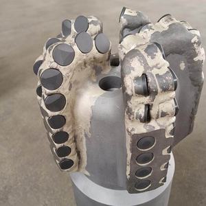 118mm 152mm 190mm 252mm <span class=keywords><strong>215.9mm</strong></span> 394mm שמן וגז רוק מקדח שמן גם קידוח ביטים מחירים <span class=keywords><strong>pdc</strong></span> קצת שמן - Product Image 5