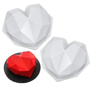 Wholesale Big Geometric Heart Mold Soap Silicone Molds Heart 3D Diamond Heart-Shaped Silicone Cake Moulds