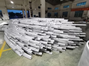 ระบบผนังม่านแบบท่ออลูมิเนียมสี่เหลี่ยม ทนทานต่อการกัดกร่อน สำหรับอพาร์ตเมนต์สูงหลายชั้น - Product Image 3