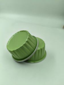 Vasos de Aluminio Pequeños de 4 oz de Color con Tapa Sellada de Aluminio y Tapa de Plástico para Comida para Llevar - Product Image 4