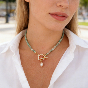 Minimalist Women's Natural Stone Pearl Necklace with Gold Toggle Choker Letter Shape Pearl Drop Vintage-Inspired Design - Product Image 1