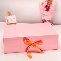 Boîte cadeau magnétique pliable de luxe en carton rigide rose avec impression recyclable, fermeture magnétique et logo