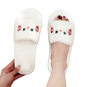 Slippers Women Ladies Wholesale Custom Home Slippers Cute Happy Smile Face Fashion Fur Slipper Safety Shoes - Product Image 2