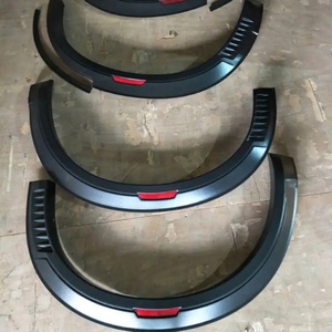 ชุดแต่งบังโคลนล้อคาร์บอนไฟเบอร์สีดำด้านหรูหรา ยี่ห้อ KQD ABS พร้อมติดตั้งง่ายสำหรับรถยนต์ Rush ปี 2017 ขึ้นไป - Product Image 5