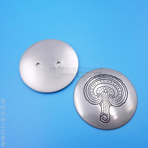Placa de Identificación Personalizada de Aleación de Zinc de 55 mm, Niquelado Mate, para Decoración de Embalaje Exterior, Logotipo Personalizado - Product Image 3