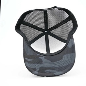 Casquette de baseball trucker camouflage brodée 6 panneaux de haute qualité pour homme, personnalisée en usine, avec patch drapeau américain - Product Image 2