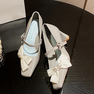 Chaussures de mariage élégantes et sexy pour femmes, style français, avec design en cristal et diamants, talons aiguilles et semelle épaisse - Product Image 5